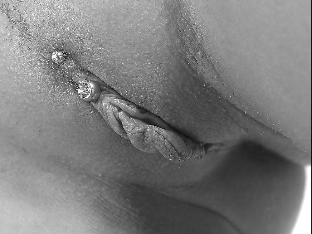 25P White Piercing 7