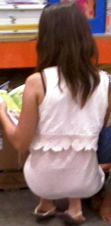 17P Street candids