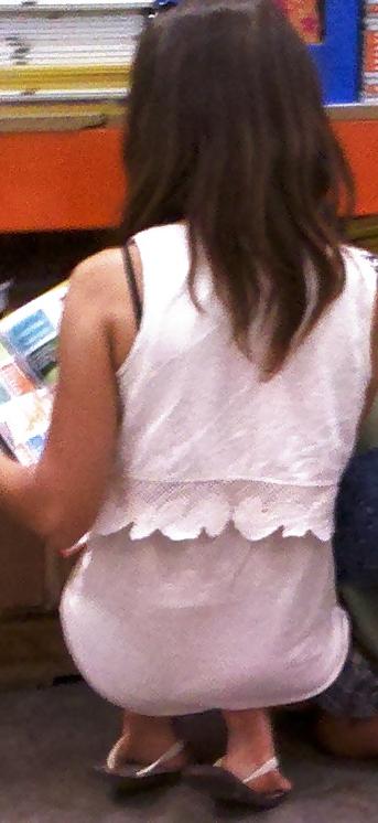 17P Street candids