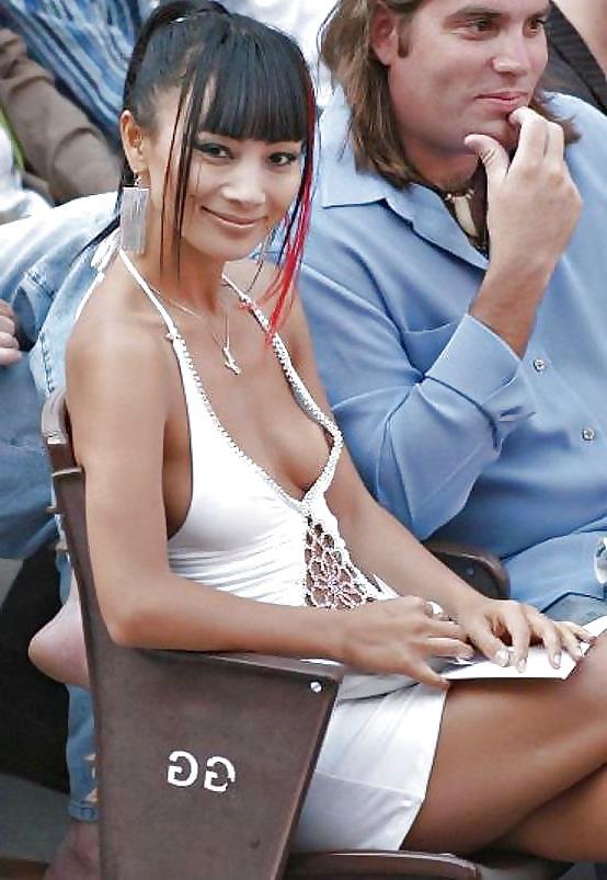 25P Celeb wardrobe malfunction vol II. upskirt down blouse