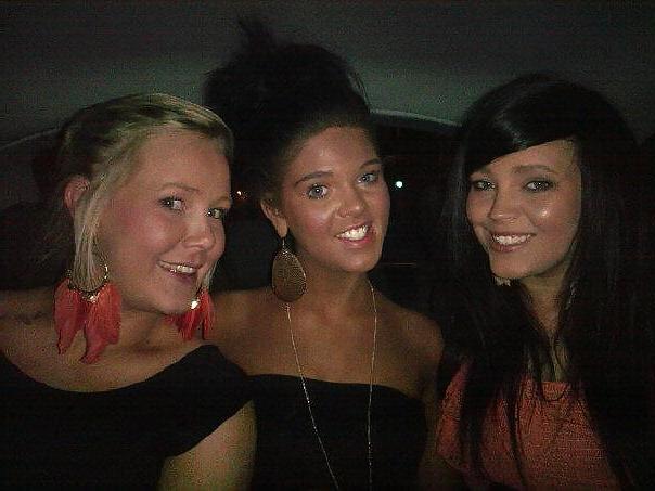 25P Hot babes 34