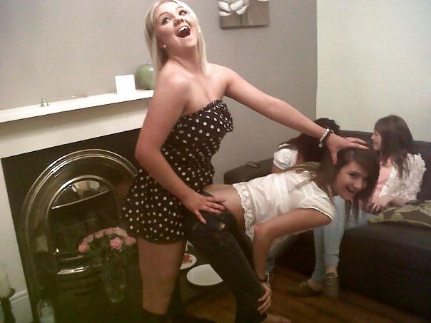 25P Hot babes 34
