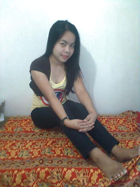 25P FB hot pinay