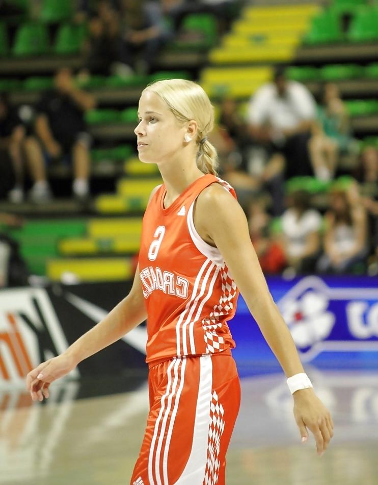 8P Croatian BB Player Antonija Misura Is The Hottest Olympian