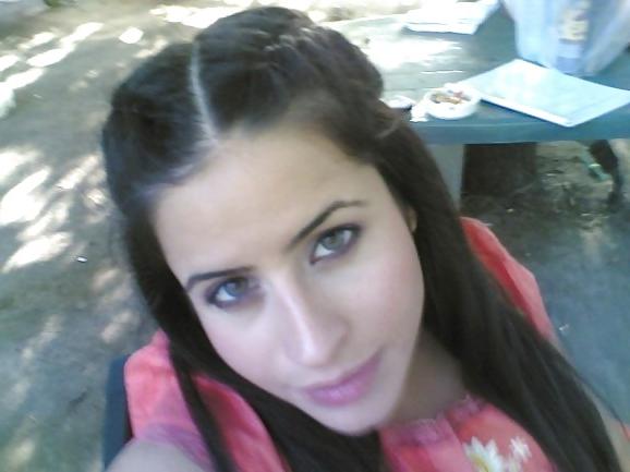 25P Busra Pekin Sexy Turkish Actress Teen