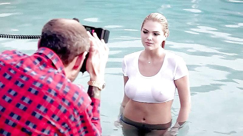 25P Celebrities Nude Slip 20