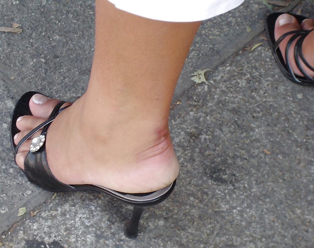 25P Street Candids I.