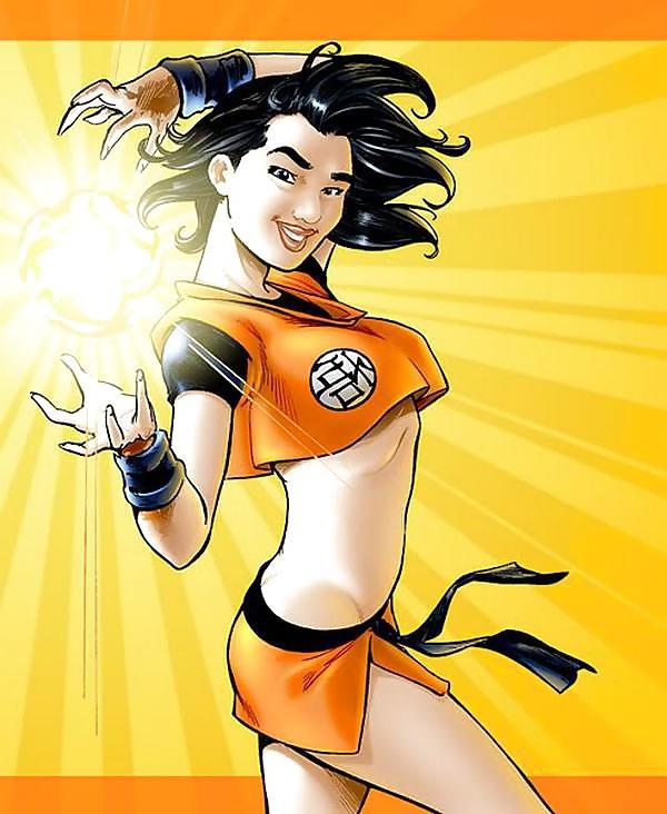 17P CROSSDRESSING SUPERHEROES