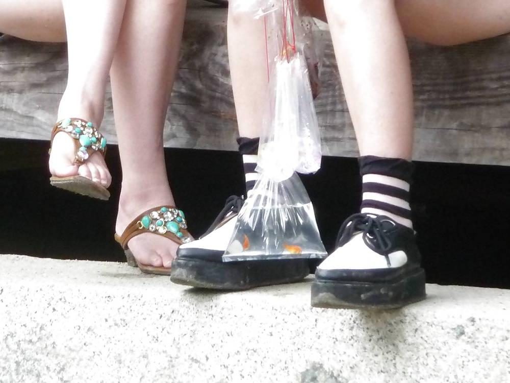 16P Japanese Candids - Feet on the Street 26