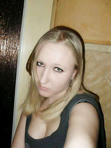 15P Alice from poland