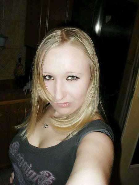 15P Alice from poland