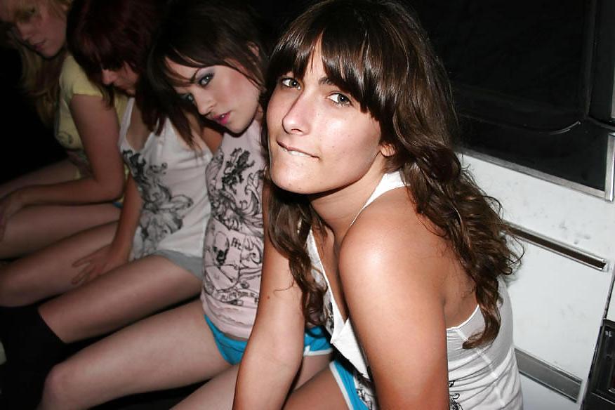25P Three hot emo chicks