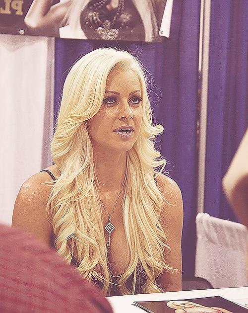 25P Maryse Ouellet wrestling babe mega collection 3