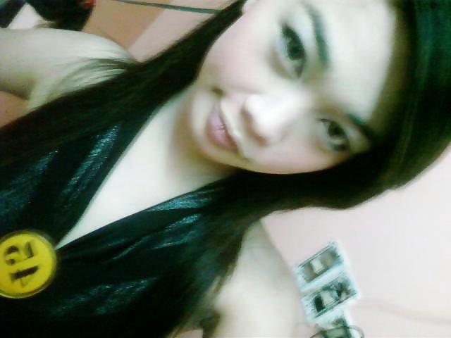 10P Cheap pinay slave whore