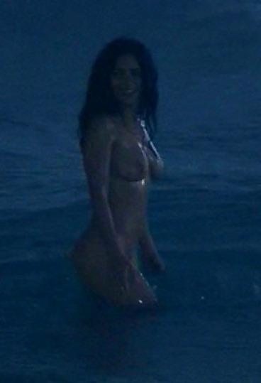 13P Salma hayek (nude)