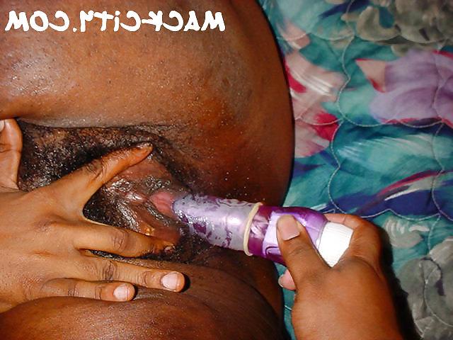 10P Huge black booty