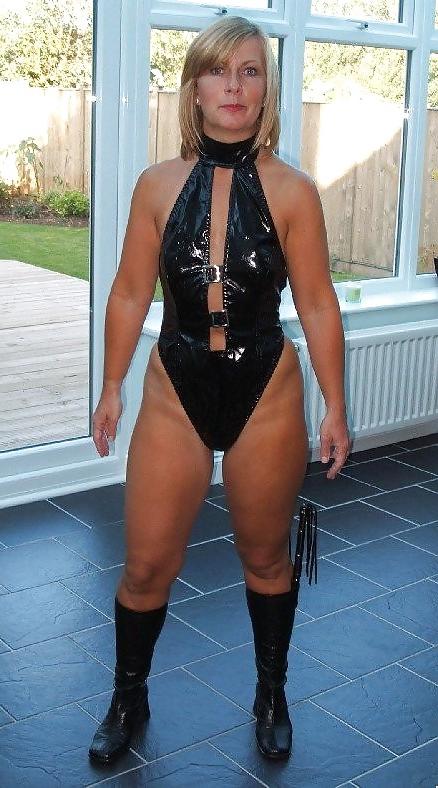 22P Bi- Swinger Wife Part1