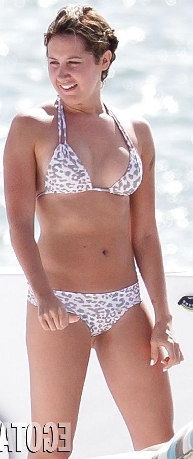 25P Ashley Tisdale mega collection 