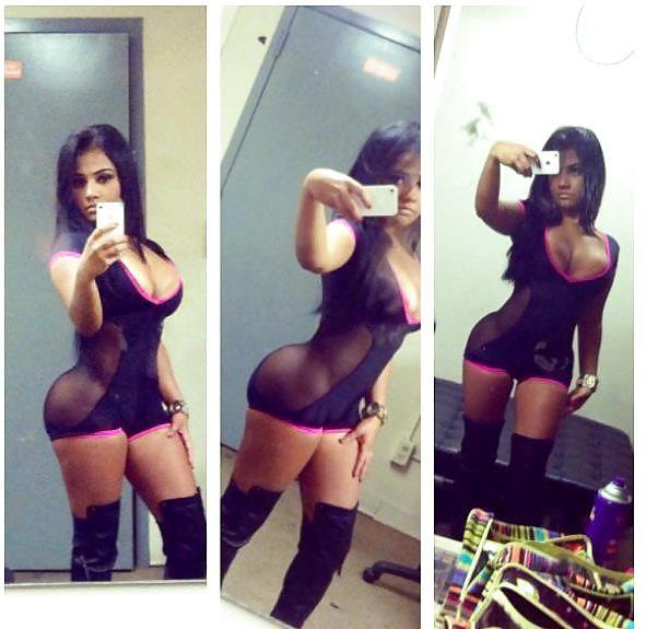 16P Big booty and boobs