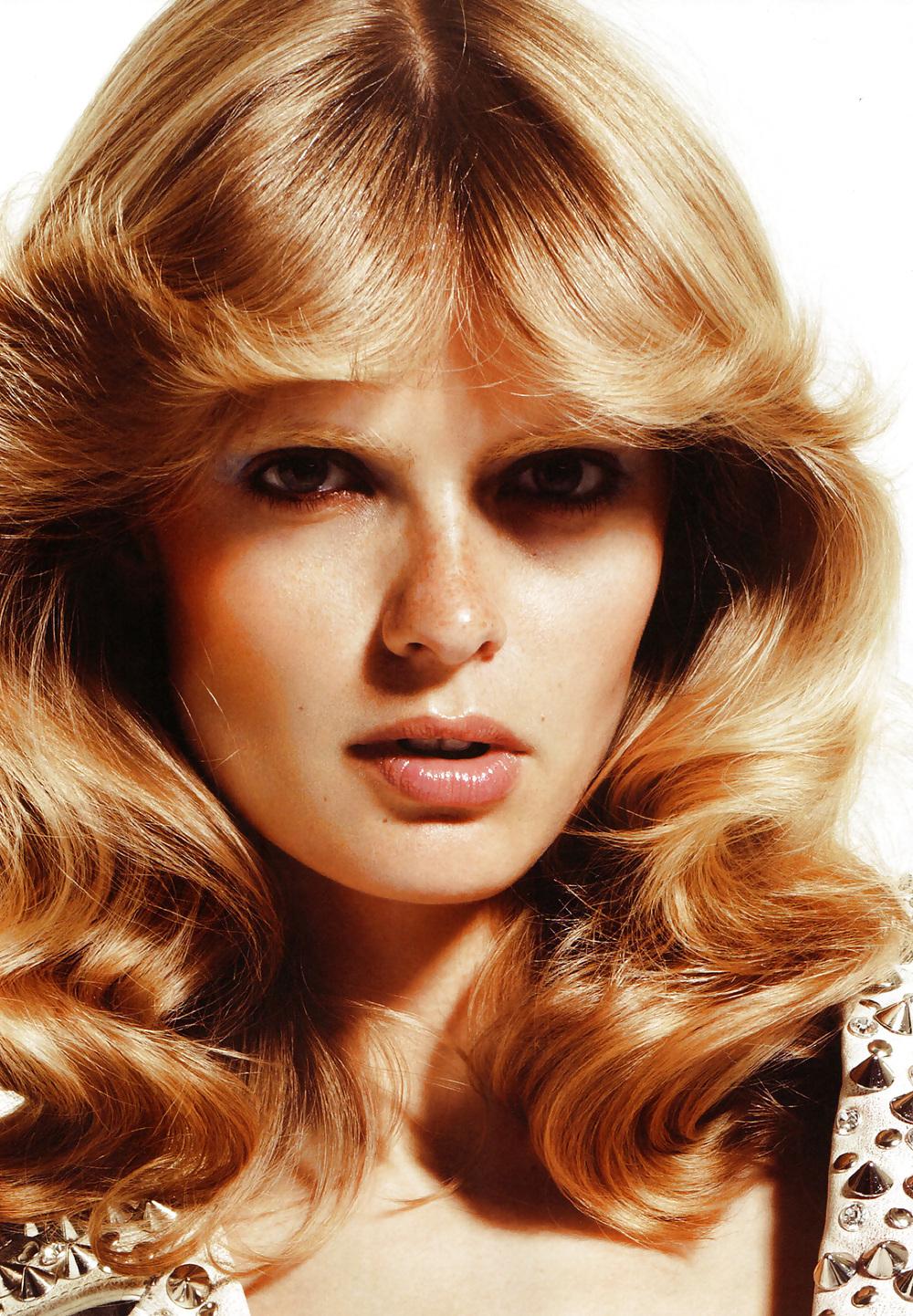 21P Julia Stegner german topmodel