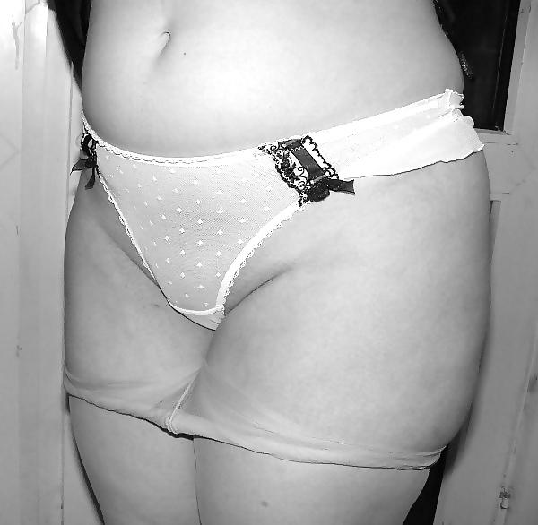 14P UK Amateur Slut - Mature Booty