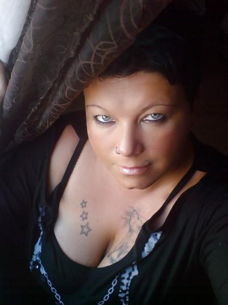 25P Hot sluts from german social network WKW