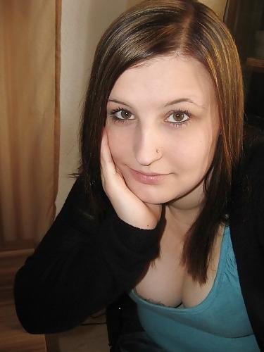 25P Hot sluts from german social network WKW