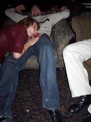 16P Swinger wife pic set