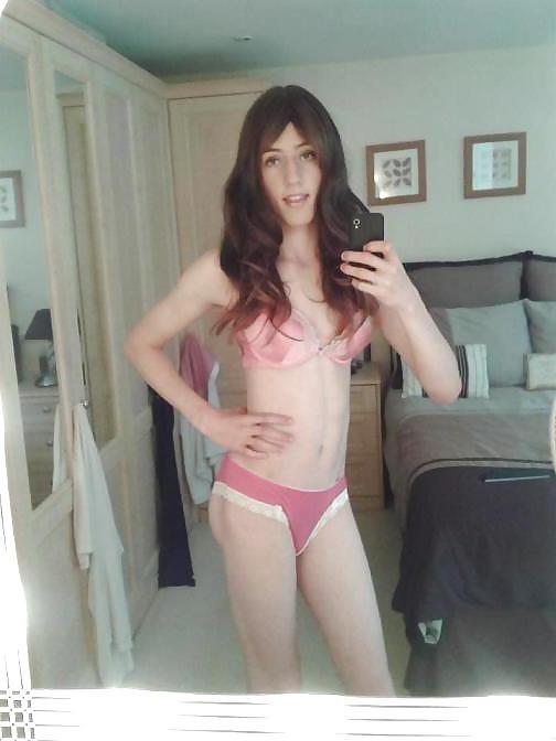 24P Crossdresser and Ladyboys 09