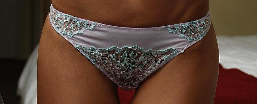 25P Horny Swinger Wife P1