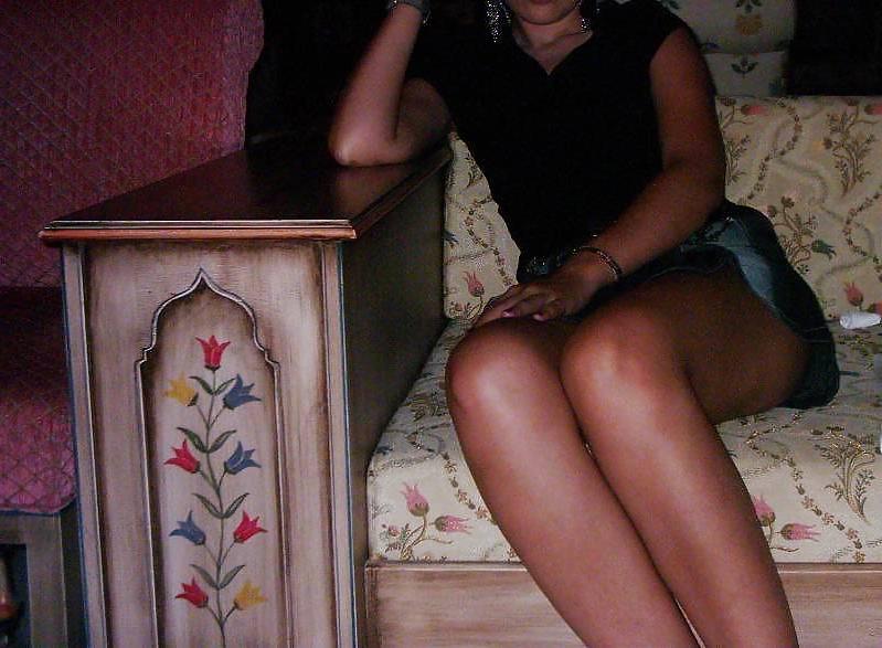 23P Ashleyslut pussy show in balcony.