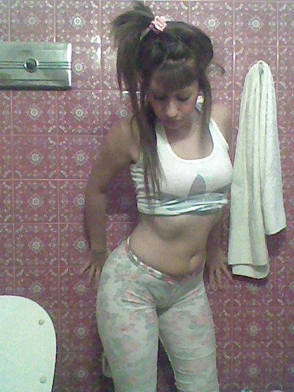 25P Curvy Big Ass MIlf From SmutDates