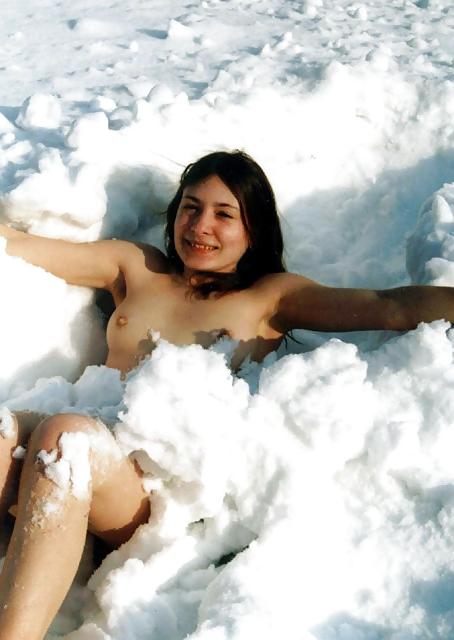 25P Snow girls 9: from Erotic 7