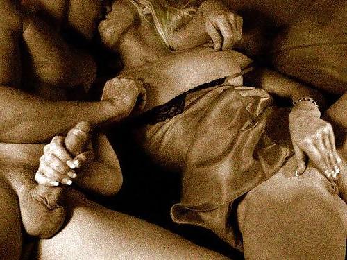 25P Handjob session
