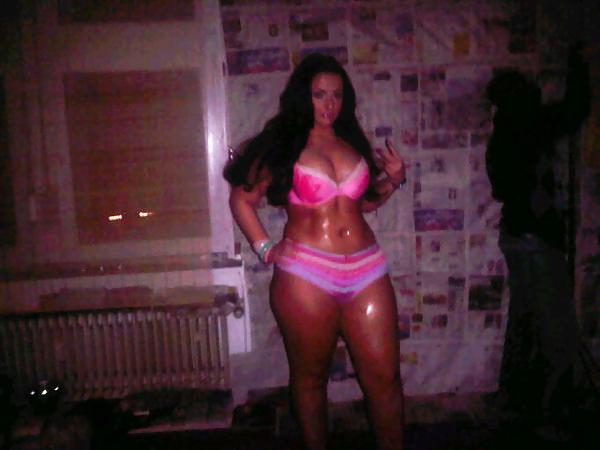 8P Thick big ass German Turkish girl Leyla Stacked
