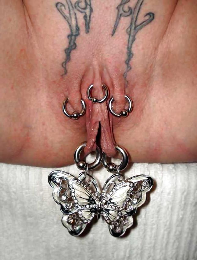 25P Pussy Piercing 4