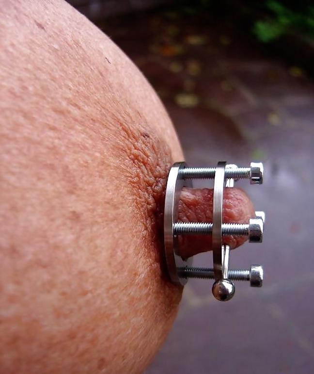 25P Pussy Piercing 4