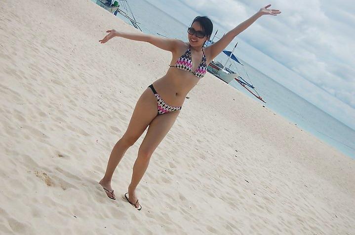 25P Pinay bikini