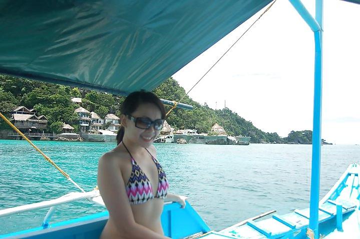 25P Pinay bikini