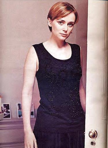 25P Keeley Hawes - sexy  English Spooks girl