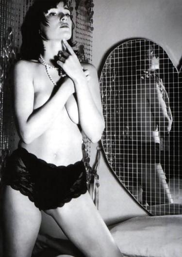 25P Keeley Hawes - sexy  English Spooks girl