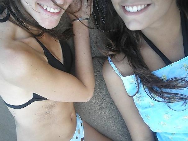 8P HOT BABES!! COMMENTS PLEASE..