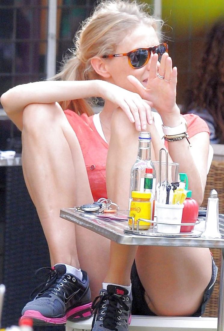 25P Donna Air UK Babe