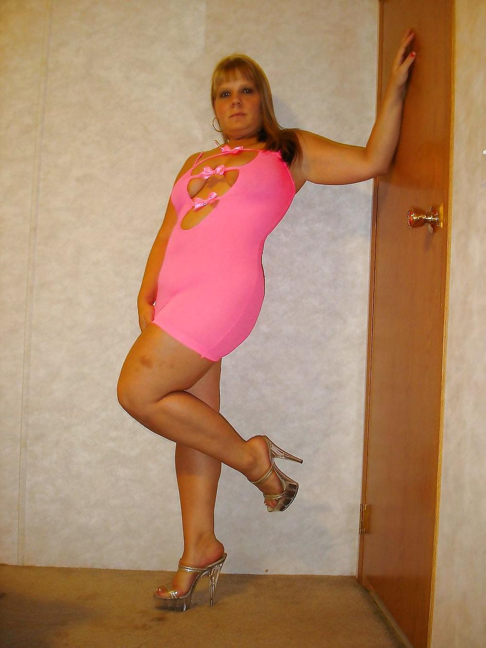 25P I love sluts in stripper shoes 2