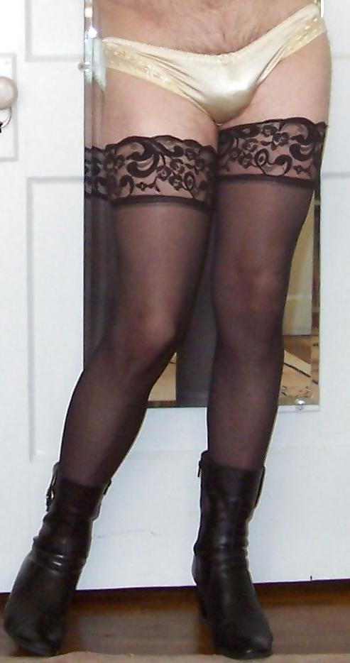 25P Crossdressing - Panty Parade