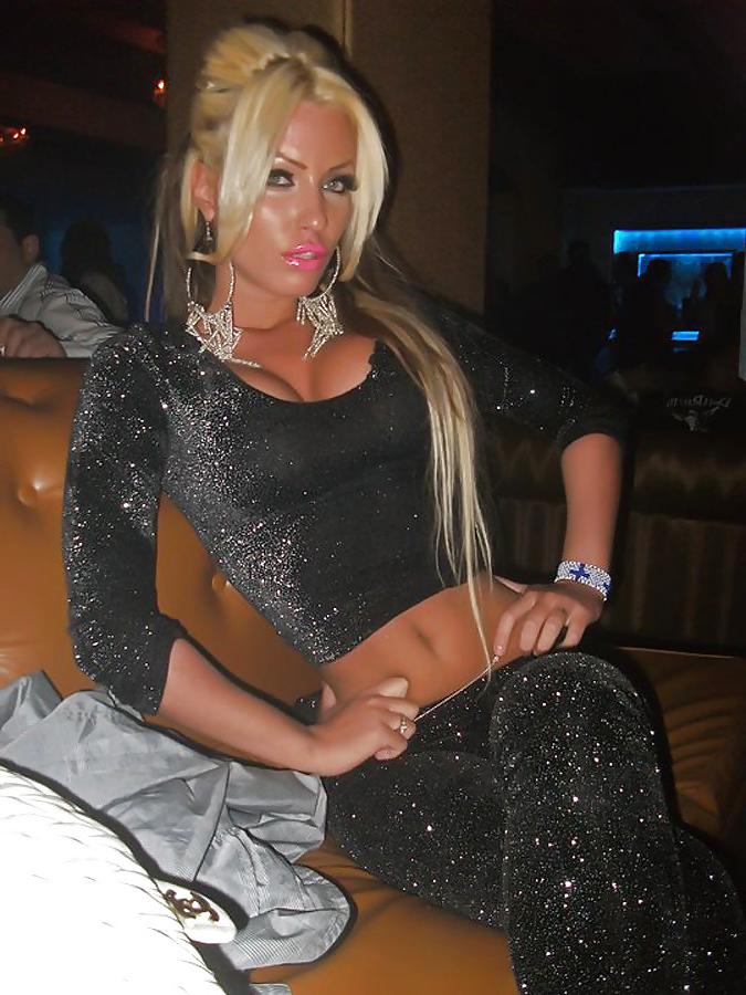 23P Big Boobs & Bodies 20