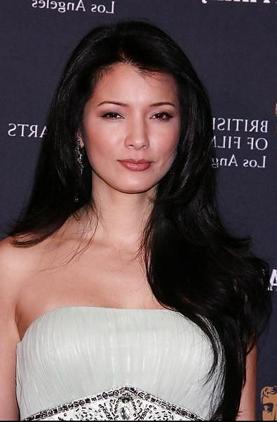 25P Kelly Hu mega collection