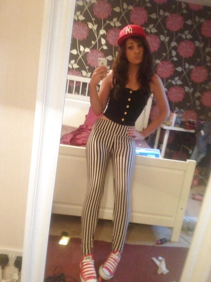 25P Hot babes 28