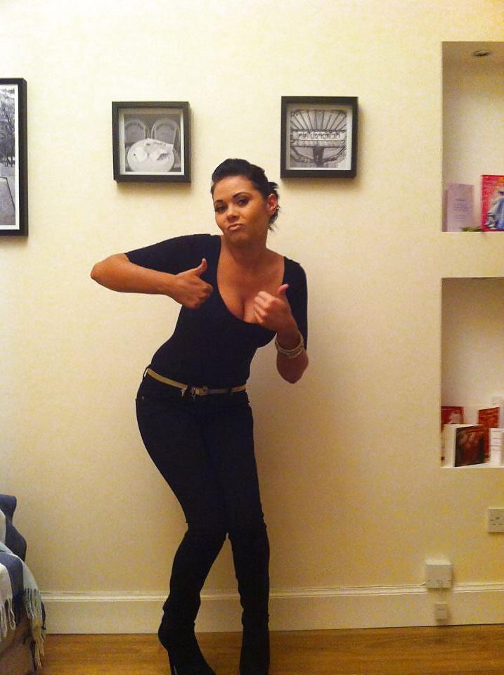 25P Hot babes 28