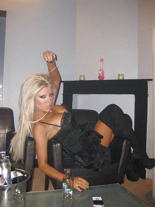 25P Hot babes 28